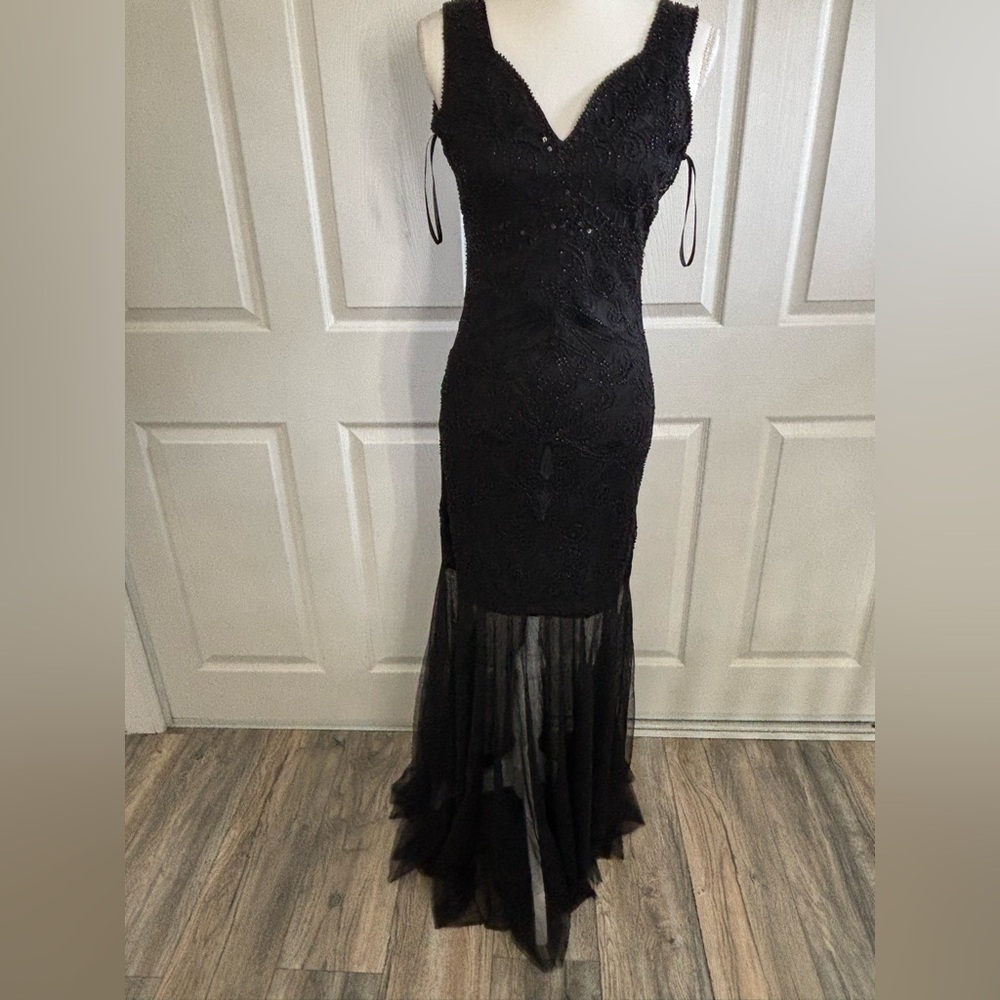 BRAND NEW- Valiant Paris evening dress